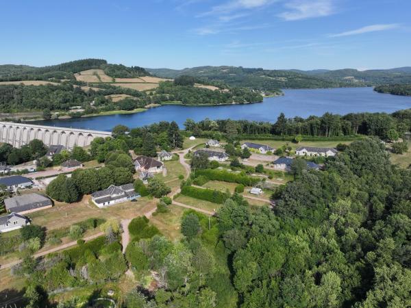 Frêne, Prenota  Montigny-en-Morvan Morvan