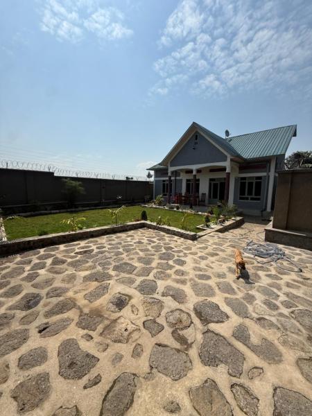 House of Rein, Reserva ahora  Ruhengeri Kigombe