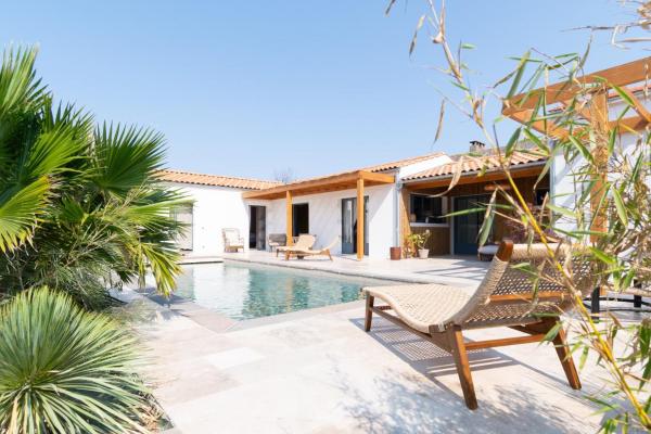 La Maison dYvonne, Reserva ahora  Hoteles en Aquitania con aparcamiento, Aparcamiento