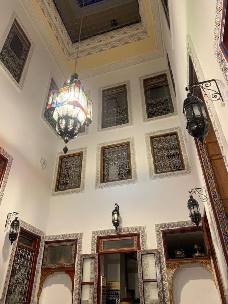 Riad Dar Mama Laila, Prenota  Fez Fes-Meknes