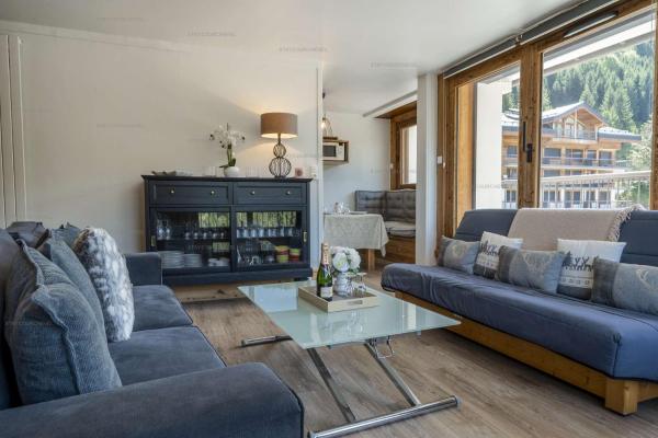 Appartement skis aux pieds idéal pour les familles, Prenota  Hotel a Alvernia con parcheggio, Parcheggio