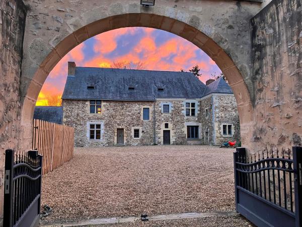 Seigneurie du Bois Moreau, Prenota  Hotel a Centro con parcheggio, Parcheggio