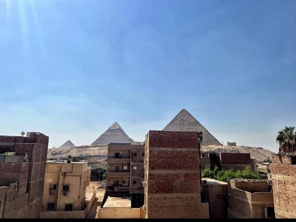 Saloumy pyramids hotel, Prenota  Hotel a Cairo Governorate con parcheggio, Parcheggio