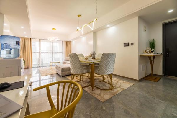 supreme living apartments with amazing city views,swimming pool, fully equipped gym, ample parking space and proximity to major shopping malls in kilimani, Buchen Sie Ferienwohnung Nairobi CBD Nairobi