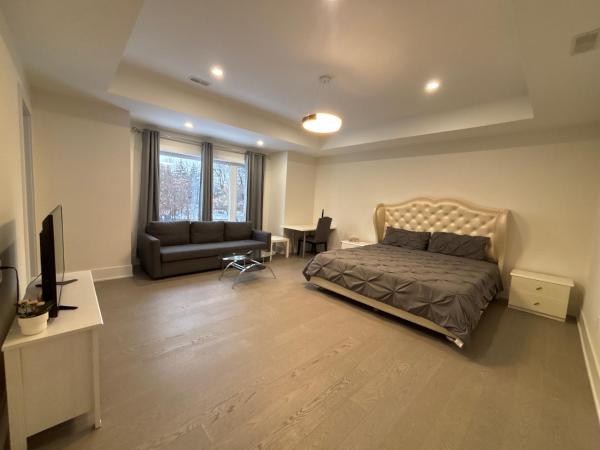Cozy Suite in Brand New Luxury Home, Buchen Sie  North York – Vaughan Toronto