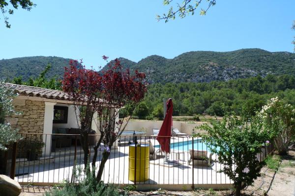 Villa Au Coeur Du Luberon, Reserva ahora  Hoteles en Maubec con piscina, Piscina