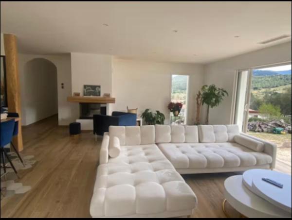Villa 4 chambres à Castirla, Réserver   