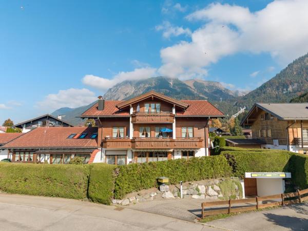 Landhaus Christine, Reserva ahora  Hoteles en Algovia con aparcamiento, Aparcamiento