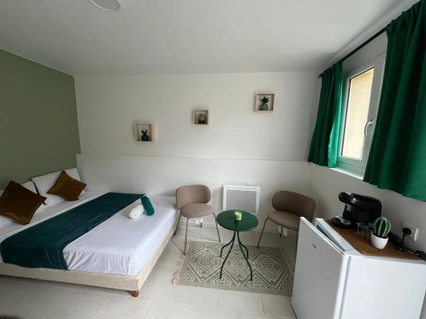 Studios privatifs avec vue sur Jardin, Réserver  Sannois 