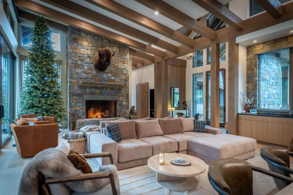 Mountain Lake Luxury Ski Chalet, Buchen Sie Chalet Revelstoke Revelstoke