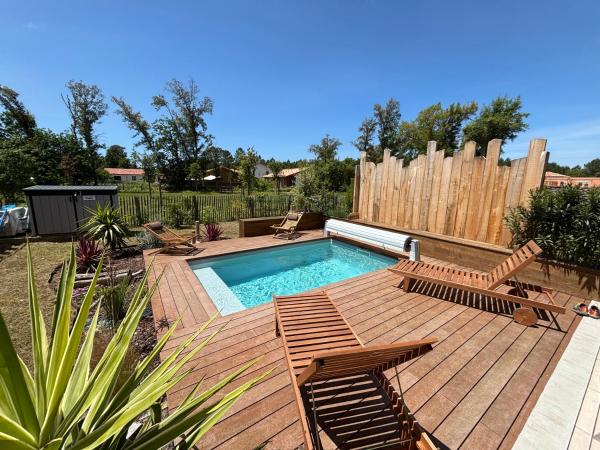 Villa 6 personnes avec piscine Moliets-et-Maa, Reserva ahora  Hoteles en Aquitania con aparcamiento, Aparcamiento