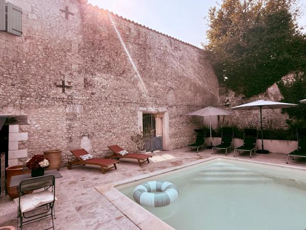 Le Patio Bleu, Prenota  Saint-Romain Borgogna