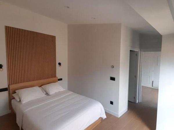Apartamentos Níobe by Clabao, Prenota  Pamplona 