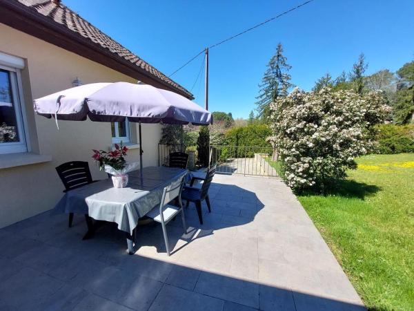 Villa Canéda à Sarlat, Reserva ahora  Hoteles en Aquitania con aparcamiento, Aparcamiento