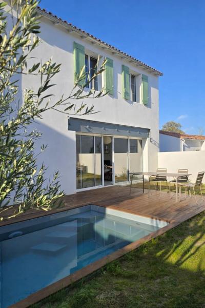 Villa La Flotte, Reserva ahora  Hoteles en Aquitania con aparcamiento, Aparcamiento