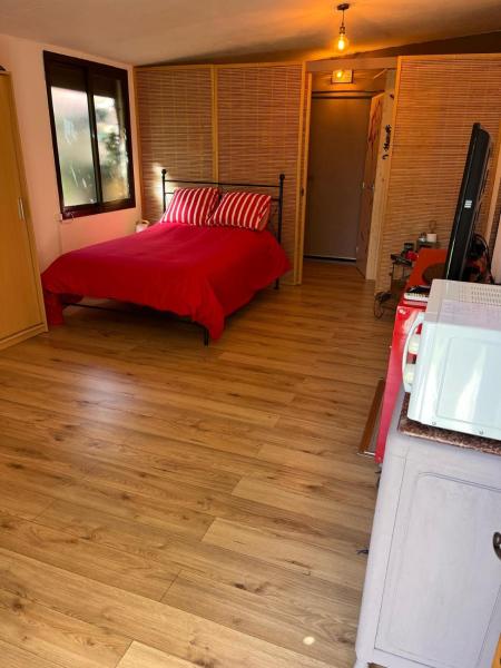 LOGEMENT PRIVE DANS VILLA individuelle, Réserver  Saint-Michel-de-Llotes Languedoc-Roussillon