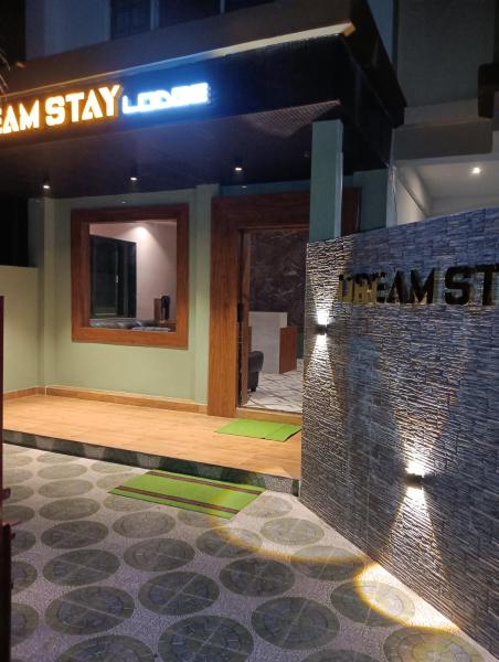 Dream Stay Lodge, Buchen Sie  Hotels in Assam mit Parkplatz, Parkplätze