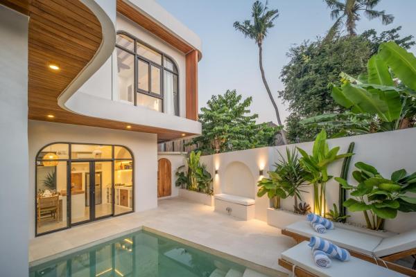 Villa Benjita - Chic Mediterranean Retreat in Pererenan, Prenota  Canggu Badung