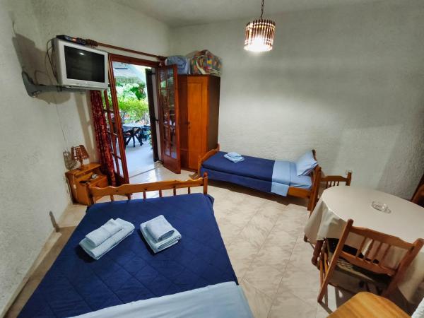Akrata Golden Beach House 3, Prenota   