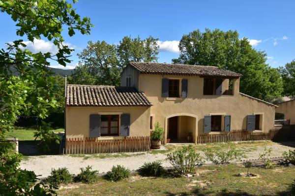 Les Chambres du Luberon & Table dhôtes, Reserva ahora  Lauris Luberon