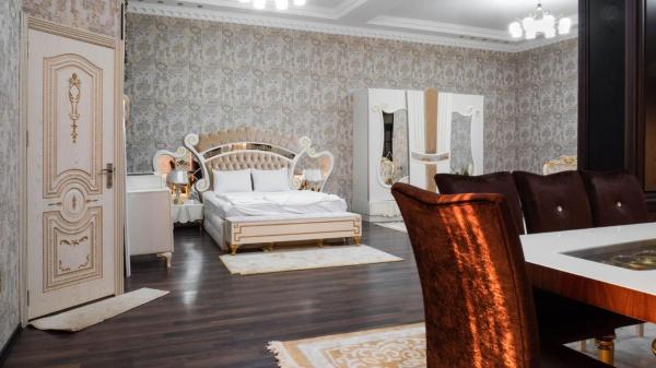 Sebail inn shah hotel and Shah hostel, Prenota  Hotel a Baku con parcheggio, Parcheggio