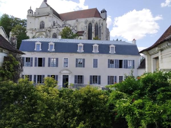 Lancien Tribunal, Prenota  Tonnerre 