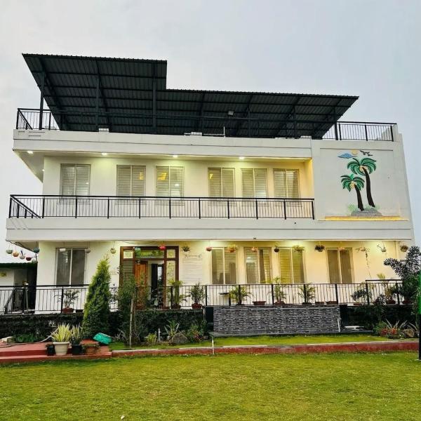 RS Nest Farms 4BHK Villa with Pool by Homeyhuts, Prenota  Venkatāpur 