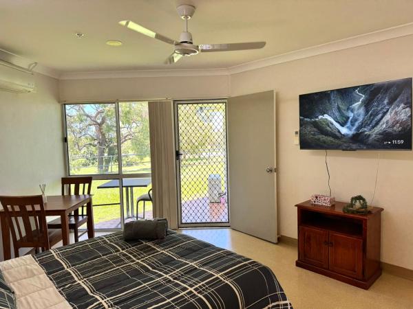 Bulgon Lodge, Prenota  Collinsville Queensland