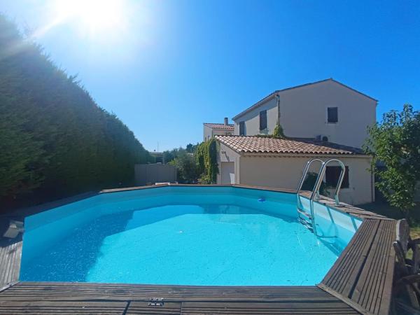 Villa Bulle de raisin, Prenota  Hotel con piscina a Valchiusa, Piscina