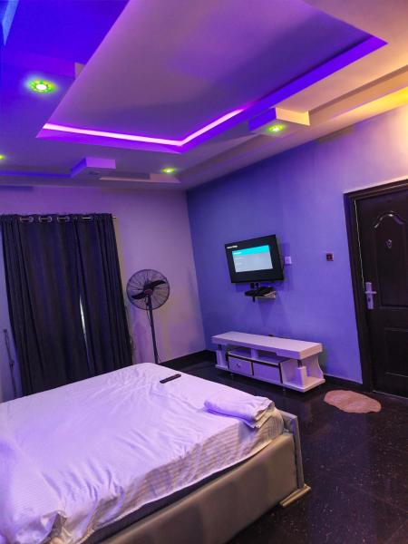 Vitaluxury apartment, Prenota Appartamento Akowonjo Lagos