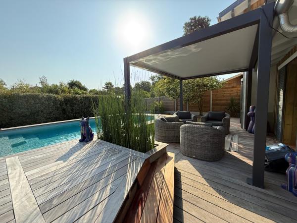 Villa Mapur, Reserva ahora  Hoteles en Aquitania con aparcamiento, Aparcamiento