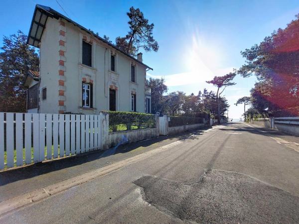Holiday Home Villa Vent Debout by Interhome, Reserva ahora  Hoteles en Aquitania con aparcamiento, Aparcamiento