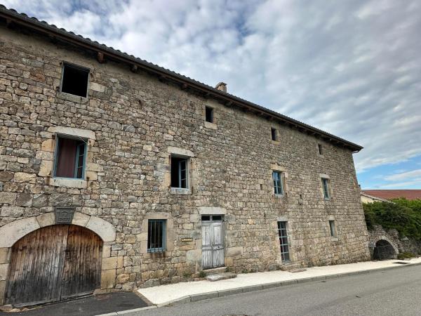 Lamamas, Prenota  Hotel a Alvernia con parcheggio, Parcheggio