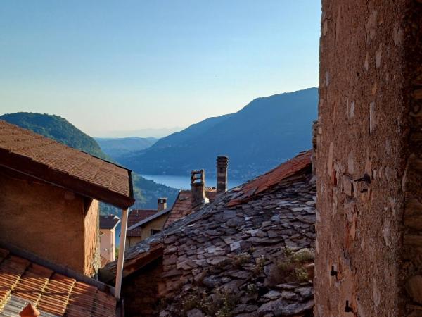 La Piccola Via Delle Rose, Buchen Sie  Faggeto Lario Comer See