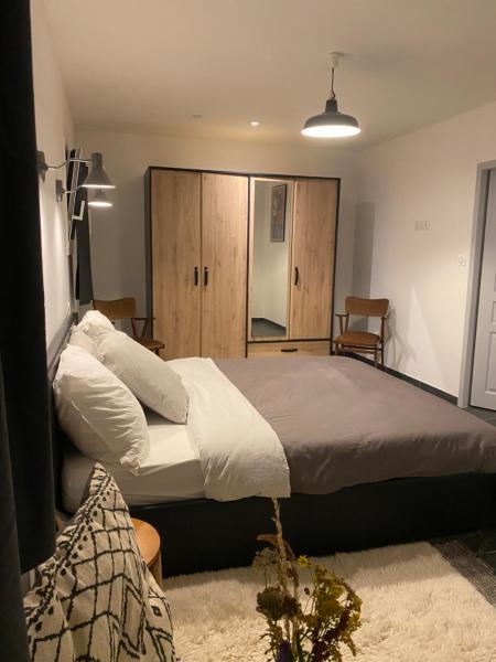 appartement 4-6 personnes, Buchen Sie  Parthenay 