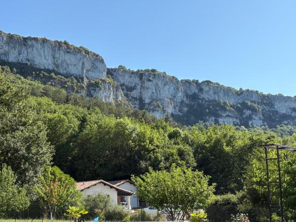 Petit paradis, Buchen Sie  Kanton Saint-Antonin-Noble-Val 