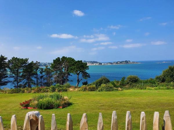 Camping de la Corniche - Plestin-les-Grèves, Prenota  Hotel a Bretagna con parcheggio, Parcheggio