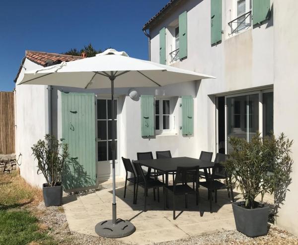 Villa Prepoise Le Bois Plage en Ré, Reserva ahora  Hoteles en Aquitania con aparcamiento, Aparcamiento