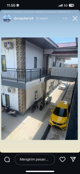 Azka house, Reserva ahora  Hoteles en Sumatra con aparcamiento, Aparcamiento
