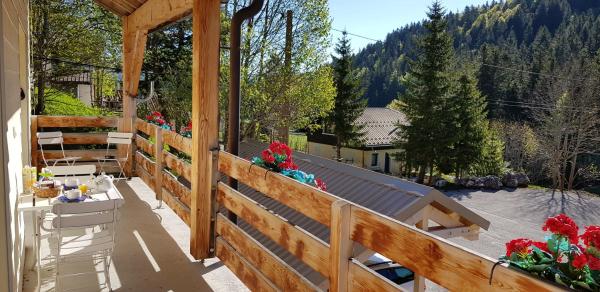La Babaute 2 Studios 2-4 pers, Calme et nature, balcon et parkings, Buchen Sie  Prémanon Juragebirge