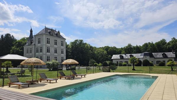 Gîtes du Château de Malcombe, Buchen Sie  Rillé Indre-et-Loire
