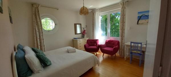 Villa Do Sol Chambre dHôtes "Les Pins", Reserva ahora  Hoteles en Aquitania con aparcamiento, Aparcamiento