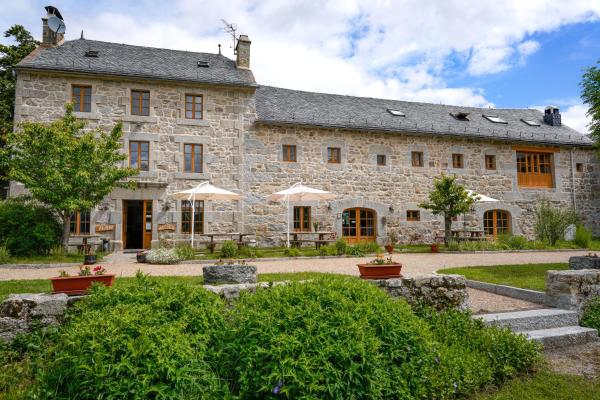 Oustal de Parent, Réserver  Saint-Alban-sur-Limagnole 
