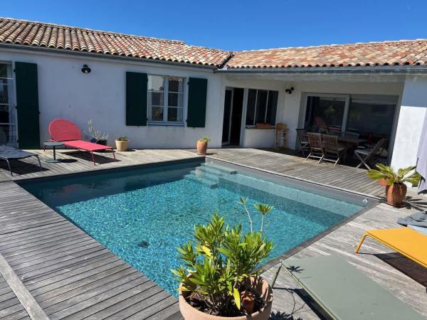 La Villa des Alouettes avec piscine chauffee, Prenota  Hotel a Aquitania con piscina, Piscina