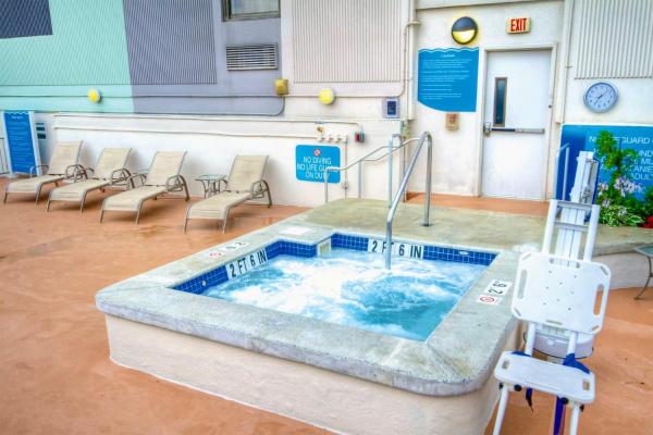 Skyline Tower Resort 1BR Apartment with Resort Access, Buchen Sie Ferienwohnung Hotels in New Jersey mit Pool, Schwimmbad