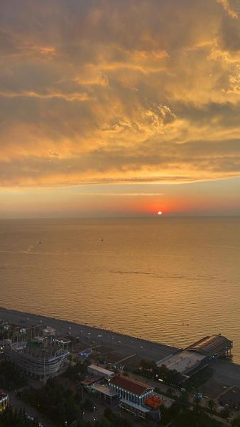 Sea Line Aparthotel & Batumi Beach Resort, Book  Batumi 
