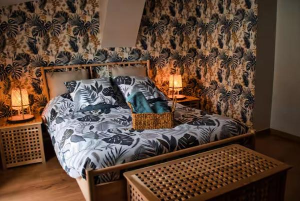 Maison rénové au cœur de Blaye, Reserva ahora  Hoteles en Aquitania con aparcamiento, Aparcamiento