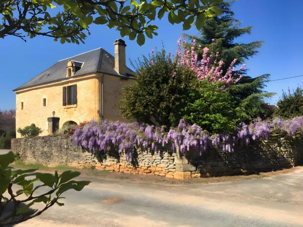 Chambre dhotes Les Clauzels, Reserva ahora  Hoteles en Aquitania con aparcamiento, Aparcamiento
