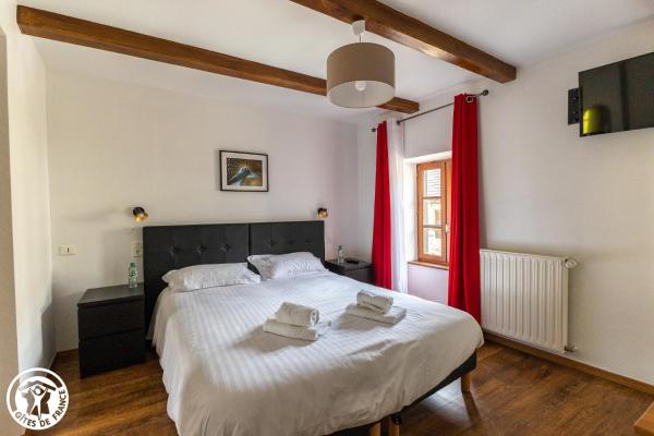 Hostellerie du commerce et restaurant, Prenota  Gelles Alvernia