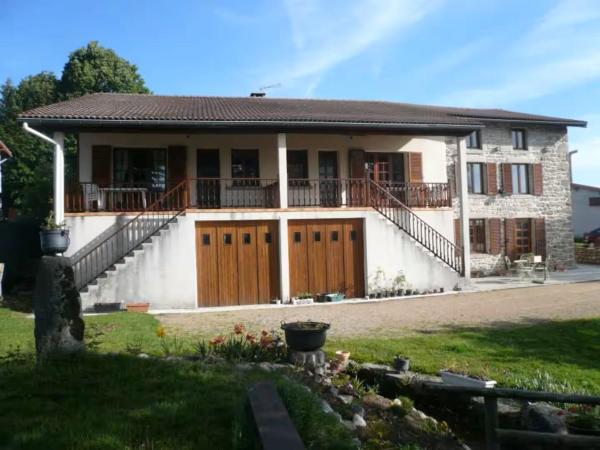 Gite de la source, Prenota  Noiretable Alvernia